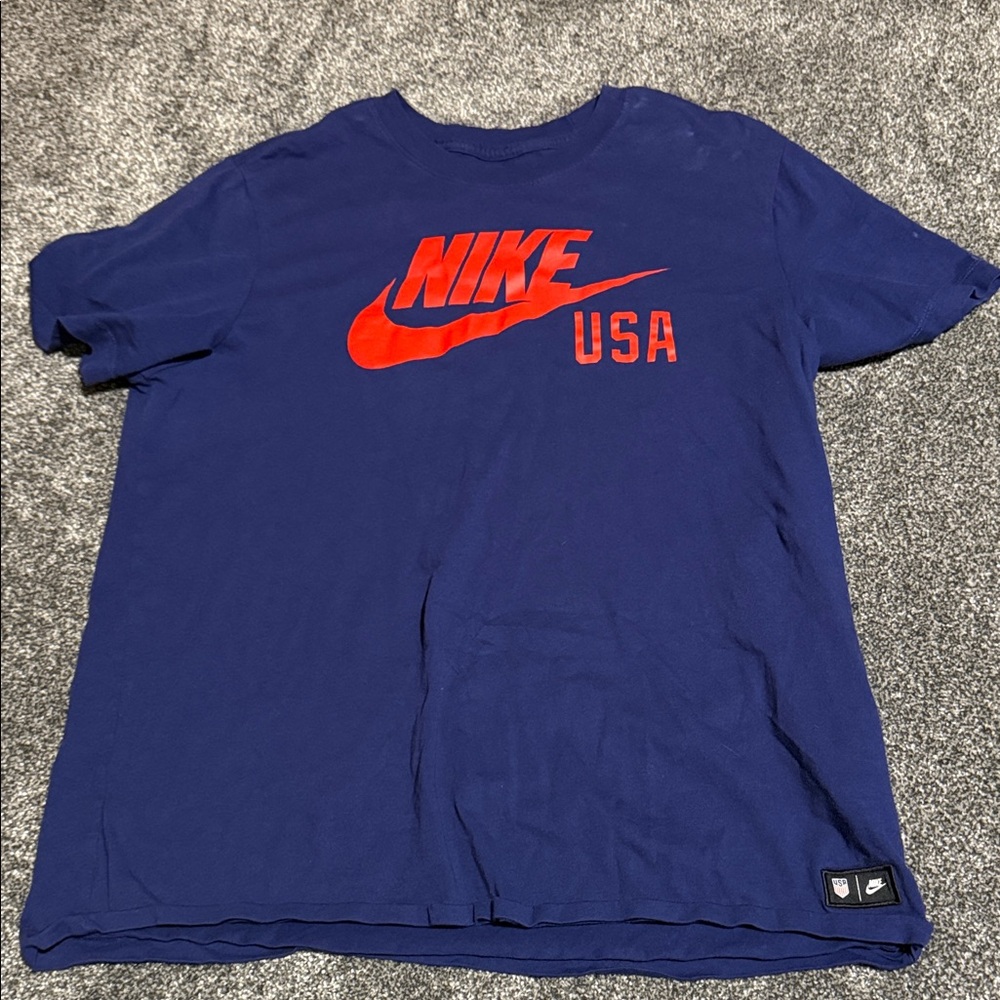 Nike Men's Navy Tee with Red Swoosh